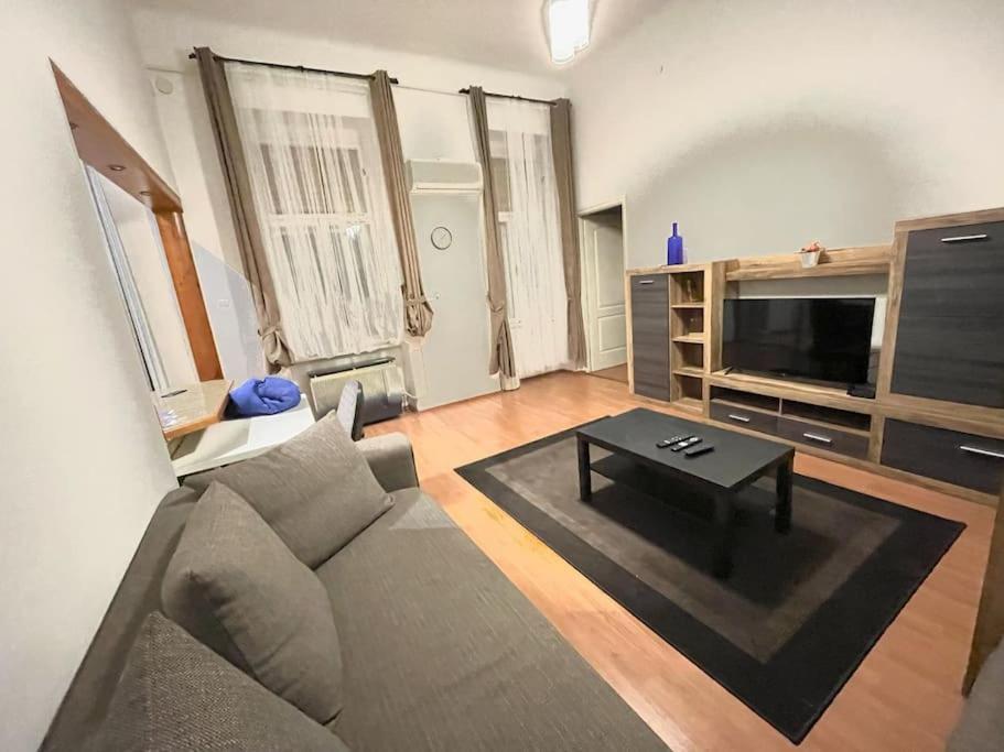 Csengery Apartment 布达佩斯 外观 照片